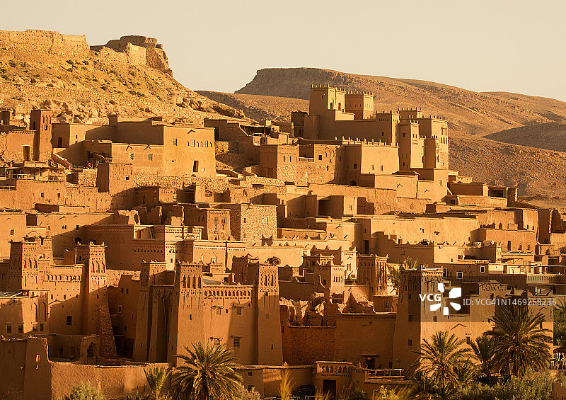 沙漠城市日落景色图片素材