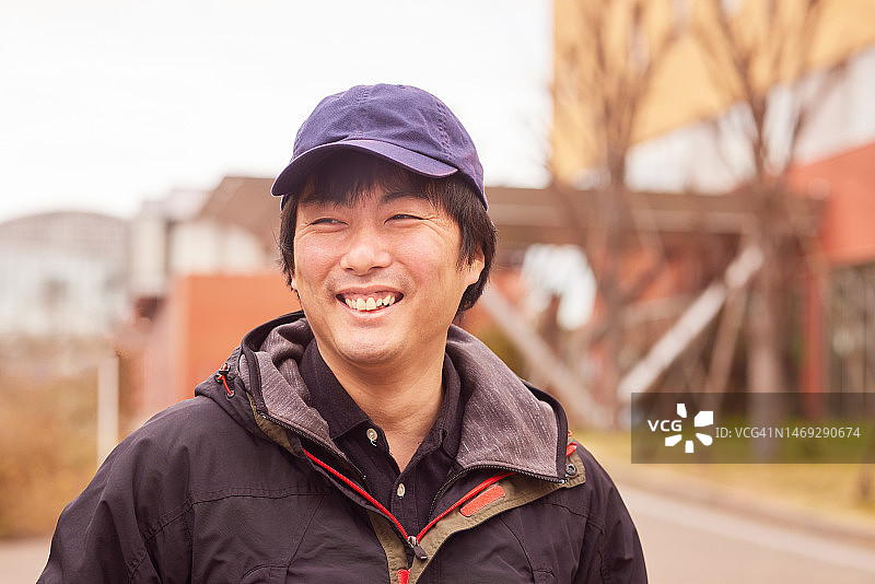 在交通运输业工作的男人图片素材