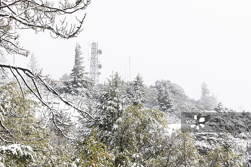 塔玛尔帕伊斯山雪景图片素材