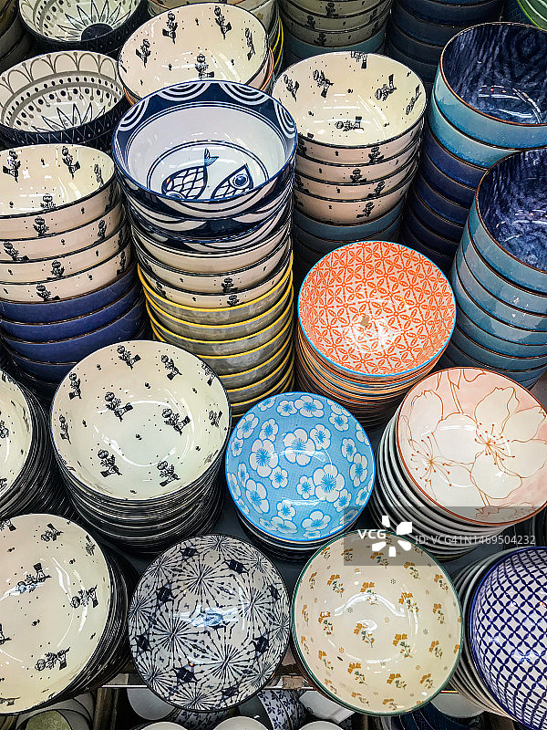 香港市场的传统陶器和陶瓷图片素材