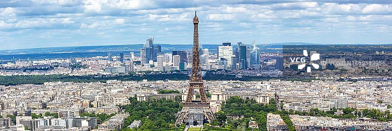 法国巴黎埃菲尔铁塔全景图片素材
