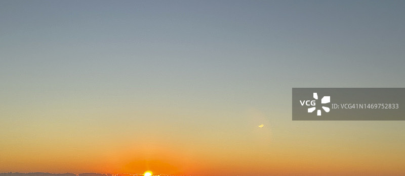 云彩类型-蓝色到灰色图片素材