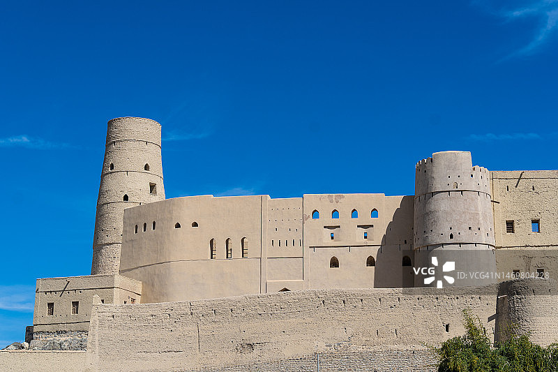 阿曼尼兹瓦附近的巴赫拉堡图片素材