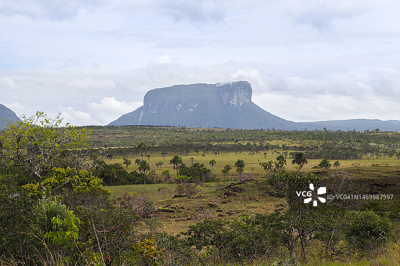 云天下罗赖马山景色图片素材
