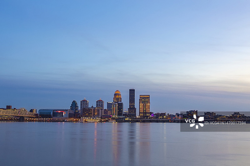 路易斯维尔黄昏图片素材