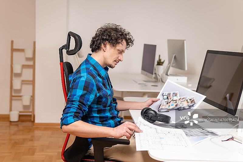 我喜欢在安静中工作图片素材