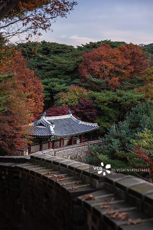 南汉山城西门图片素材