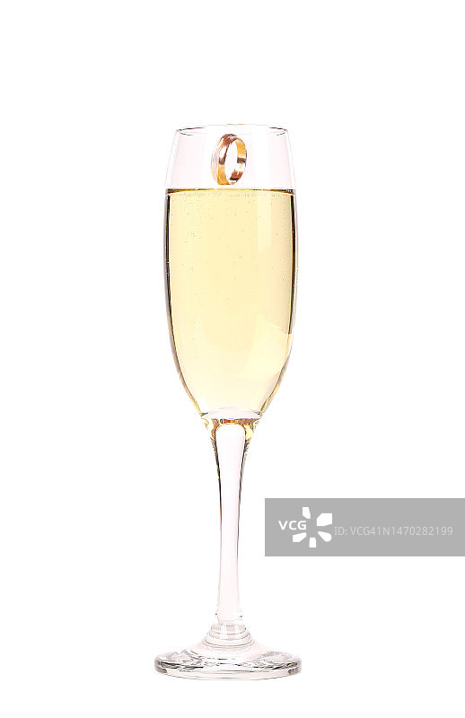 香槟酒杯与结婚戒指（摩尔多瓦）图片素材