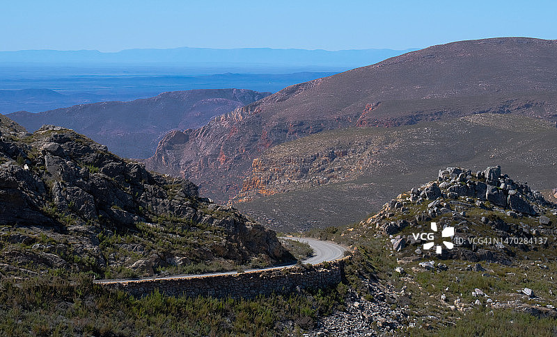 斯瓦特山脉山口提伯格观景台之上的发夹弯，南非西开普省图片素材