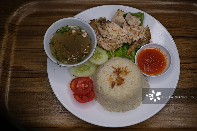 餐桌上的美食（印度尼西亚三发）图片素材