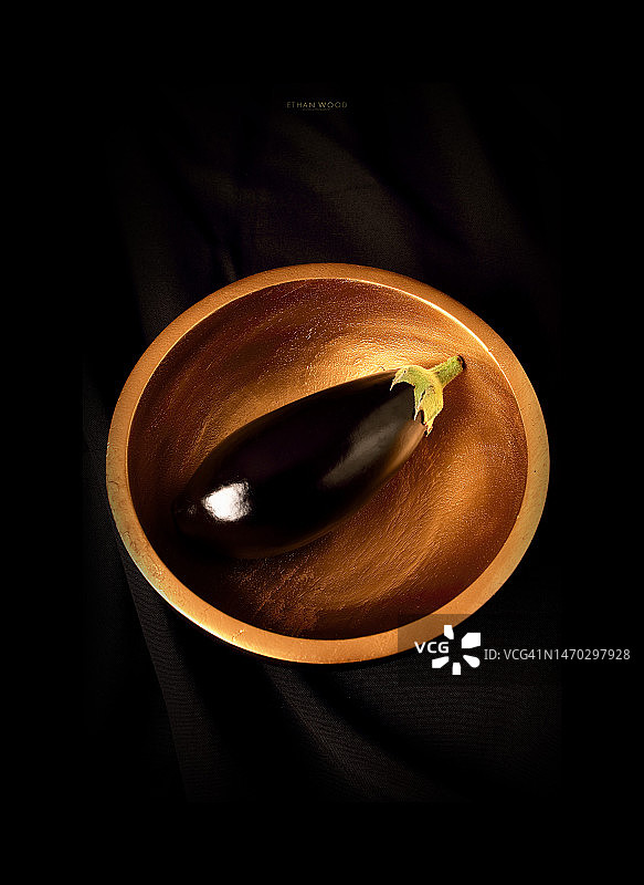 西班牙奇克拉纳德拉弗龙特拉，桌上盘中食物的俯视图图片素材