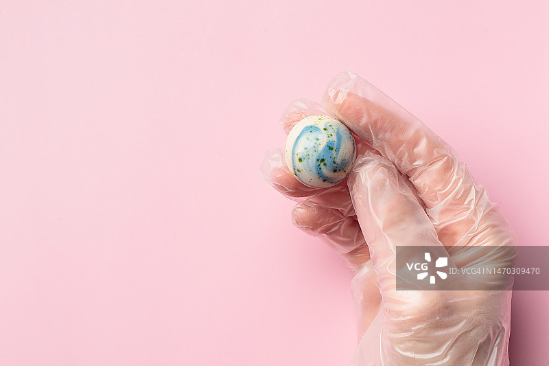 手绘手工巧克力bonbon，芬兰图片素材