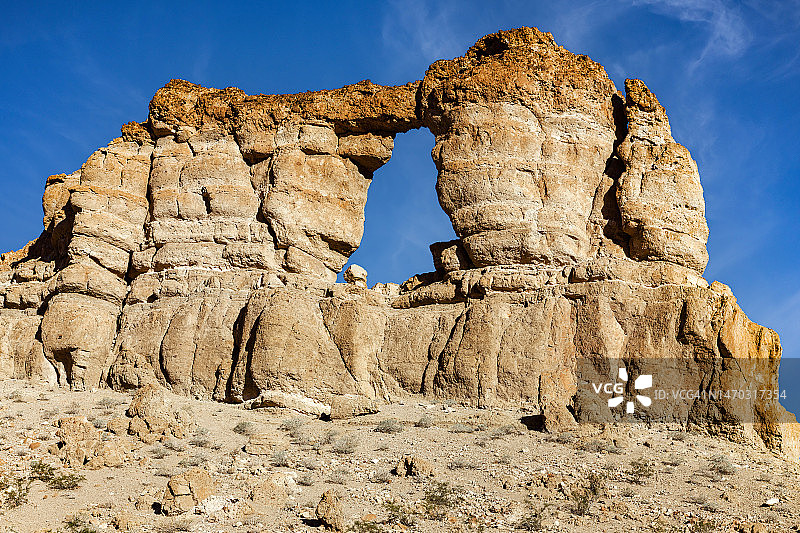 美国岩层仰视景观图片素材