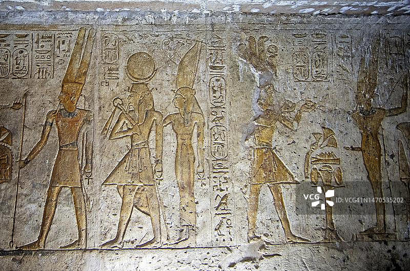 埃及阿斯旺，瓦迪埃尔-塞布阿神庙中的岩石雕刻图片素材