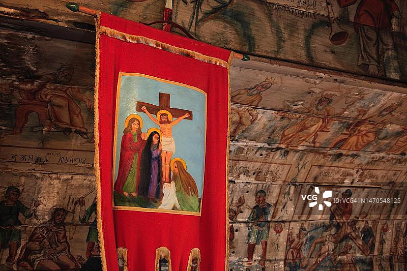 联合国教科文组织世界遗产：罗马尼亚马拉穆列什的普洛皮什木制教堂，建于1798年图片素材