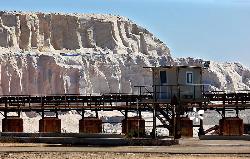 意大利普利亚巴列塔盐场自然保护区图片素材