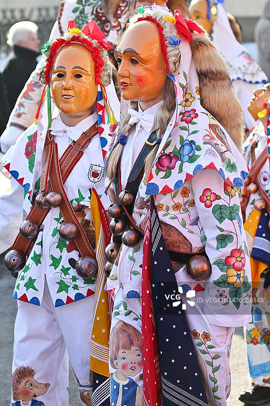 德国巴登-符腾堡州维林根-施文宁根狂欢节游行图片素材