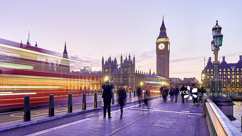 伦敦：暮色中的大本钟图片素材