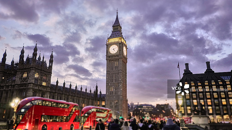 伦敦：暮色中的大本钟图片素材