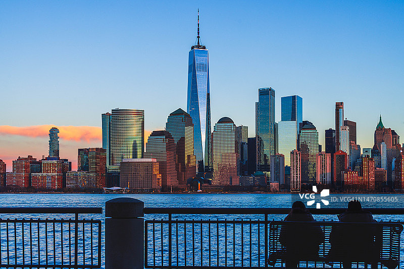 从新泽西看自由塔和下曼哈顿图片素材