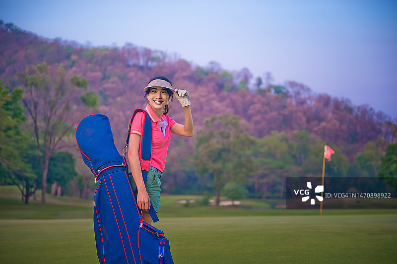 高尔夫球运动员图片素材