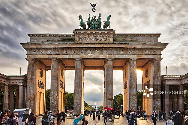 勃兰登堡门，巴黎广场，柏林，德国图片素材