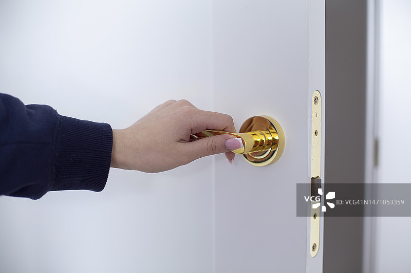 白色门图片素材