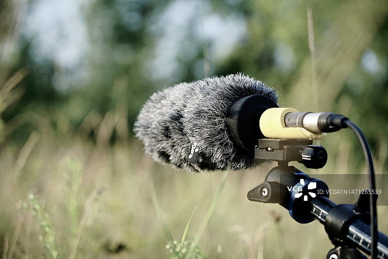 悬臂麦克风图片素材