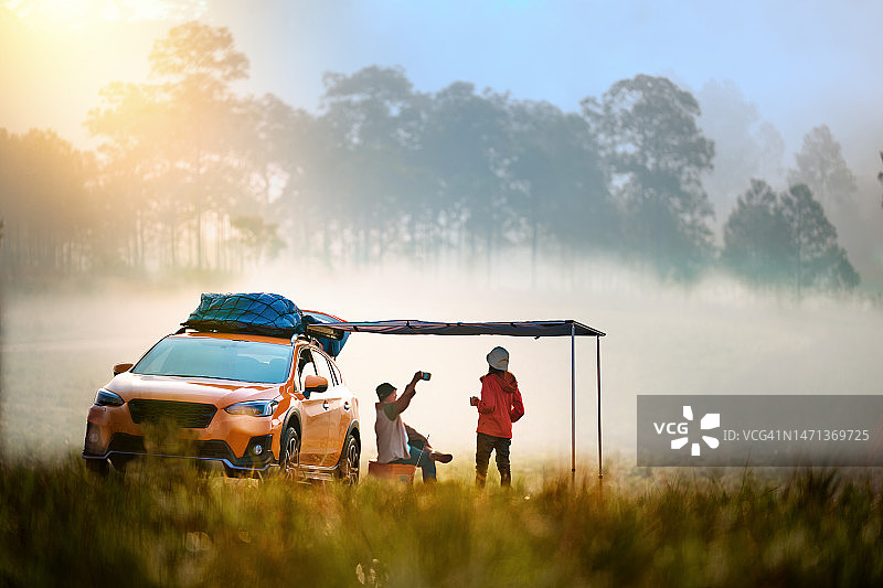 情侣旅行图片素材