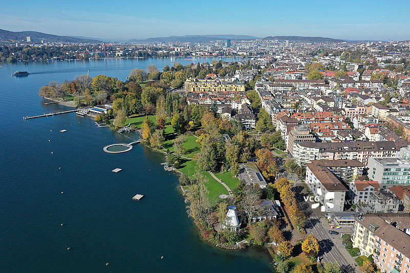 苏黎世湖畔的泽费尔德区风光图片素材