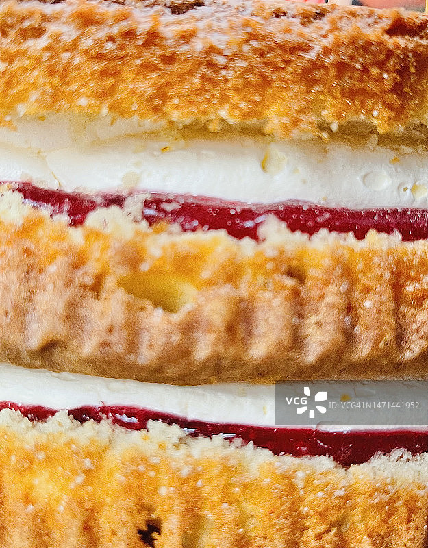 奶油果酱海绵蛋糕特写图片素材