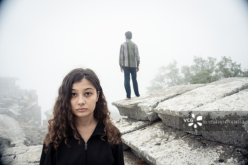 分离与崩塌的照片图片素材