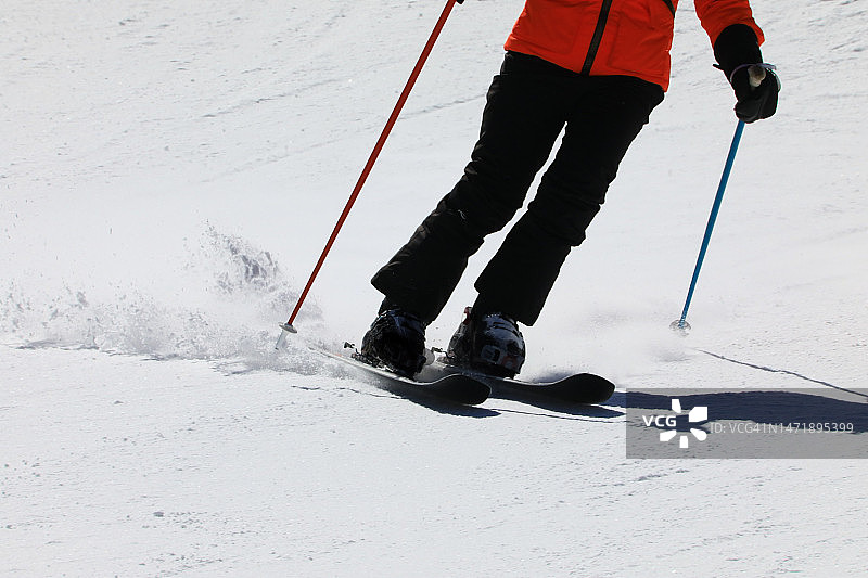 寒假在滑雪场图片素材