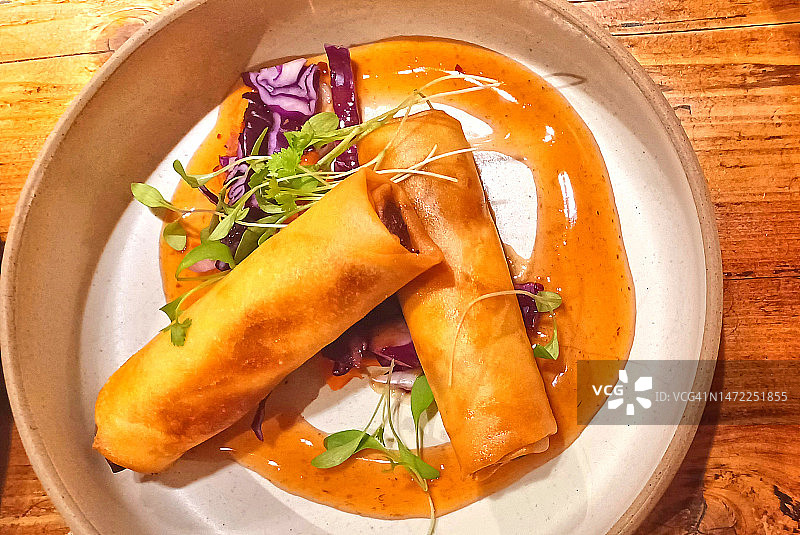 鸭肉春卷图片素材