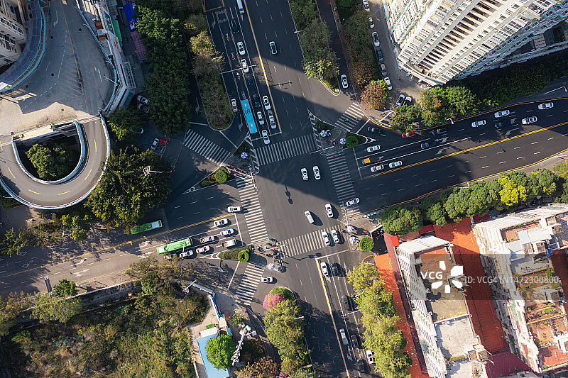 城市十字路口鸟瞰图图片素材