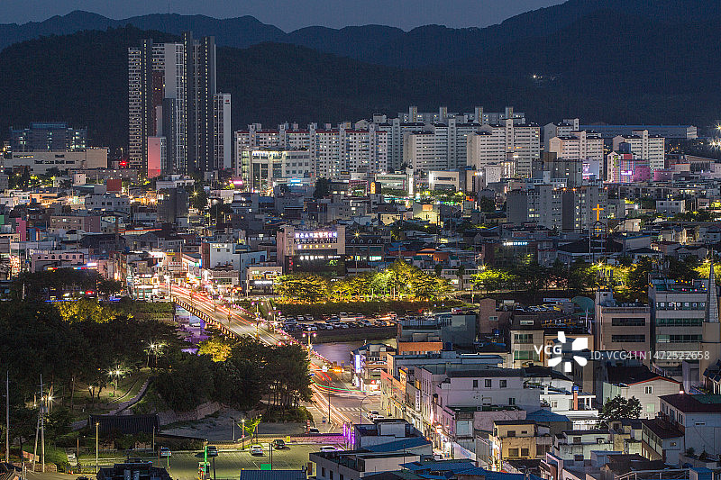 密阳市 naeiljungang 11-gil 夜景图片素材