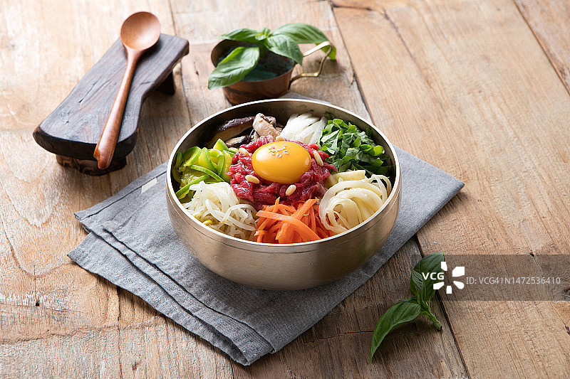 牛肉拌饭图片素材