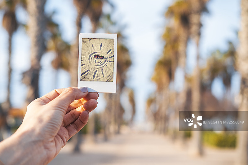 拍立得照片夏季氛围样机图片素材