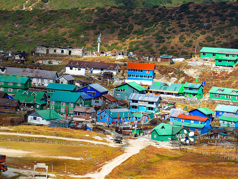 印度锡金邦城镇房屋建筑高角度景观图片素材