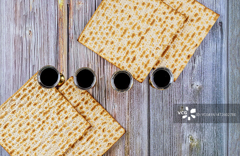 逾越节的准备：无酵饼图片素材