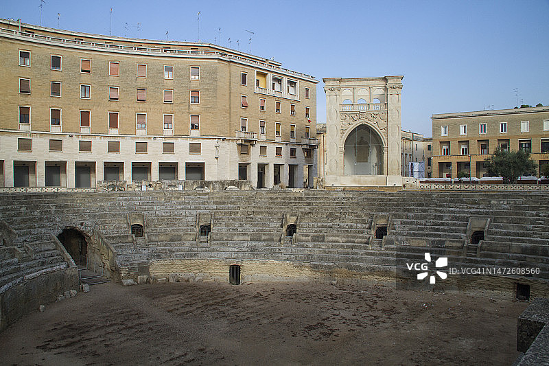 圣奥伦佐广场与罗马圆形剧场图片素材
