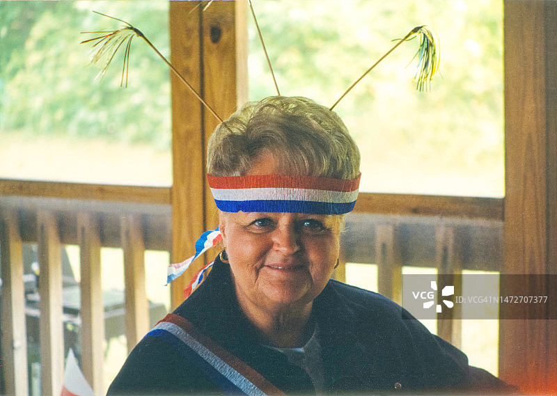 祖母、母亲和家庭的趣味摄影，7月4日派对图片素材