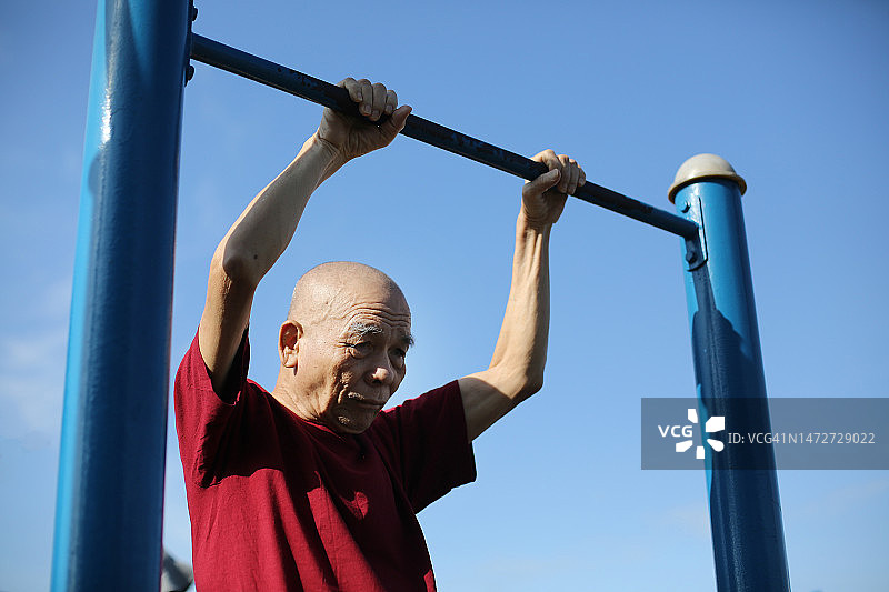 户外健身回归图片素材