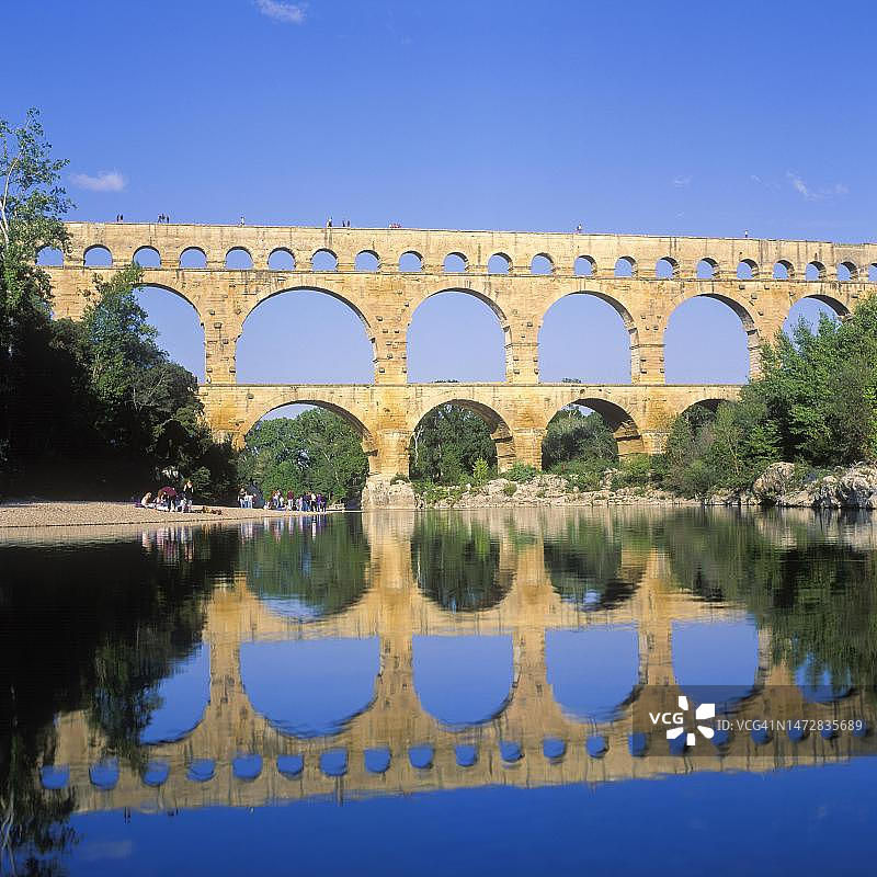 加尔桥，法国普罗旺斯图片素材