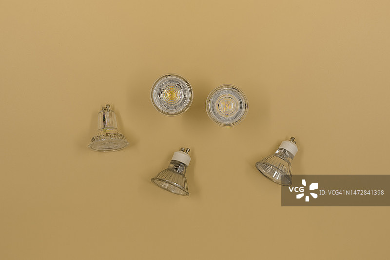 带GU10灯座的灯具图片素材