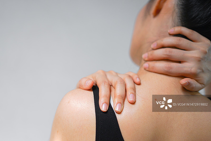 美丽女人肩颈疼痛图片素材