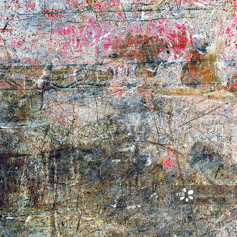 巴黎锈迹斑驳的金属板，覆盖着红色油漆、水泥和石膏图片素材