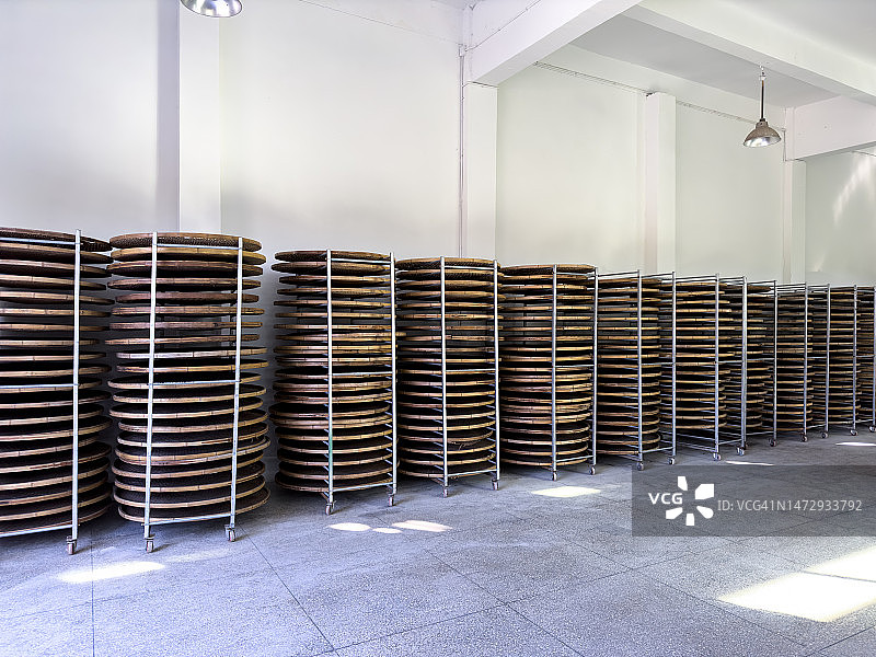 中国茶叶加工厂用于茶叶干燥的工具图片素材