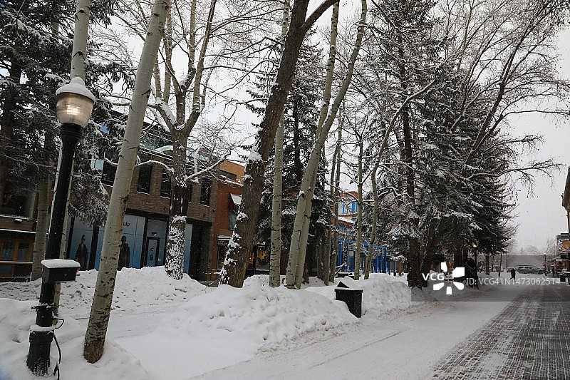 阿斯彭高档社区的商店街图片素材