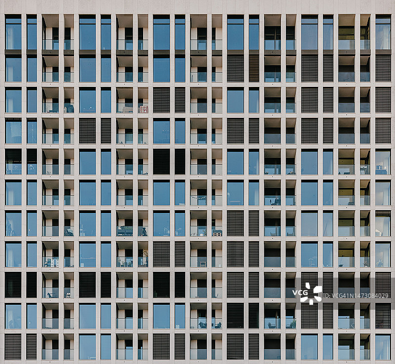 柏林城市现代对称住宅楼图片素材